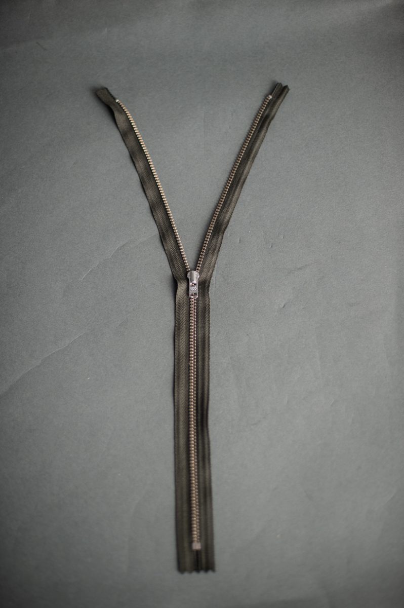 YKK Metal Zip 36cm/14